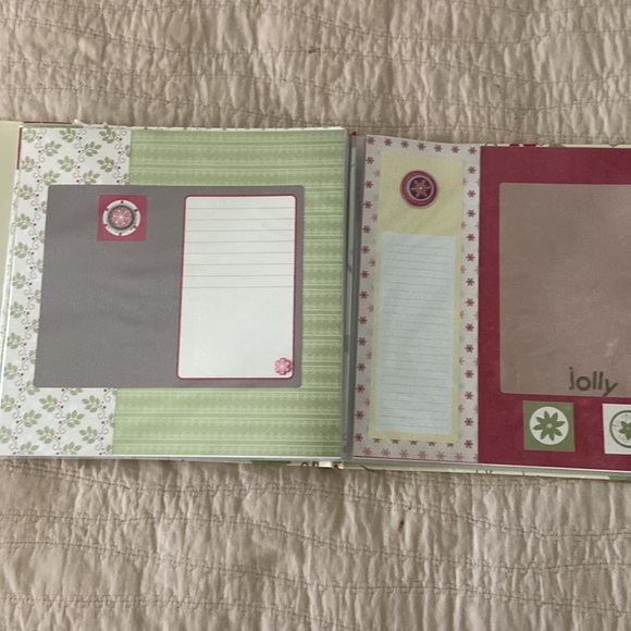 BRAND NEW: Blank S.E.I. ( similar to Creative Memories) Christmas Scrapbook - Picture 9 of 16
